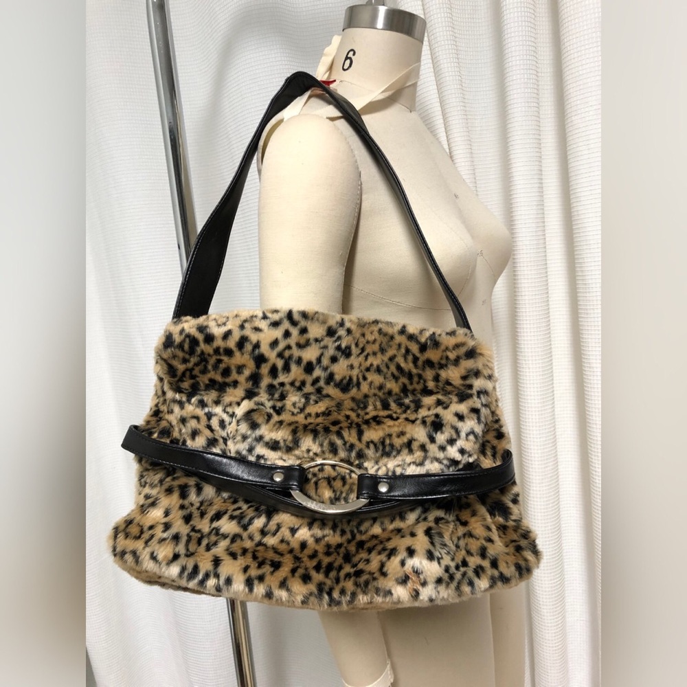 Vintage Cheetah Print faux fur shoulder bag